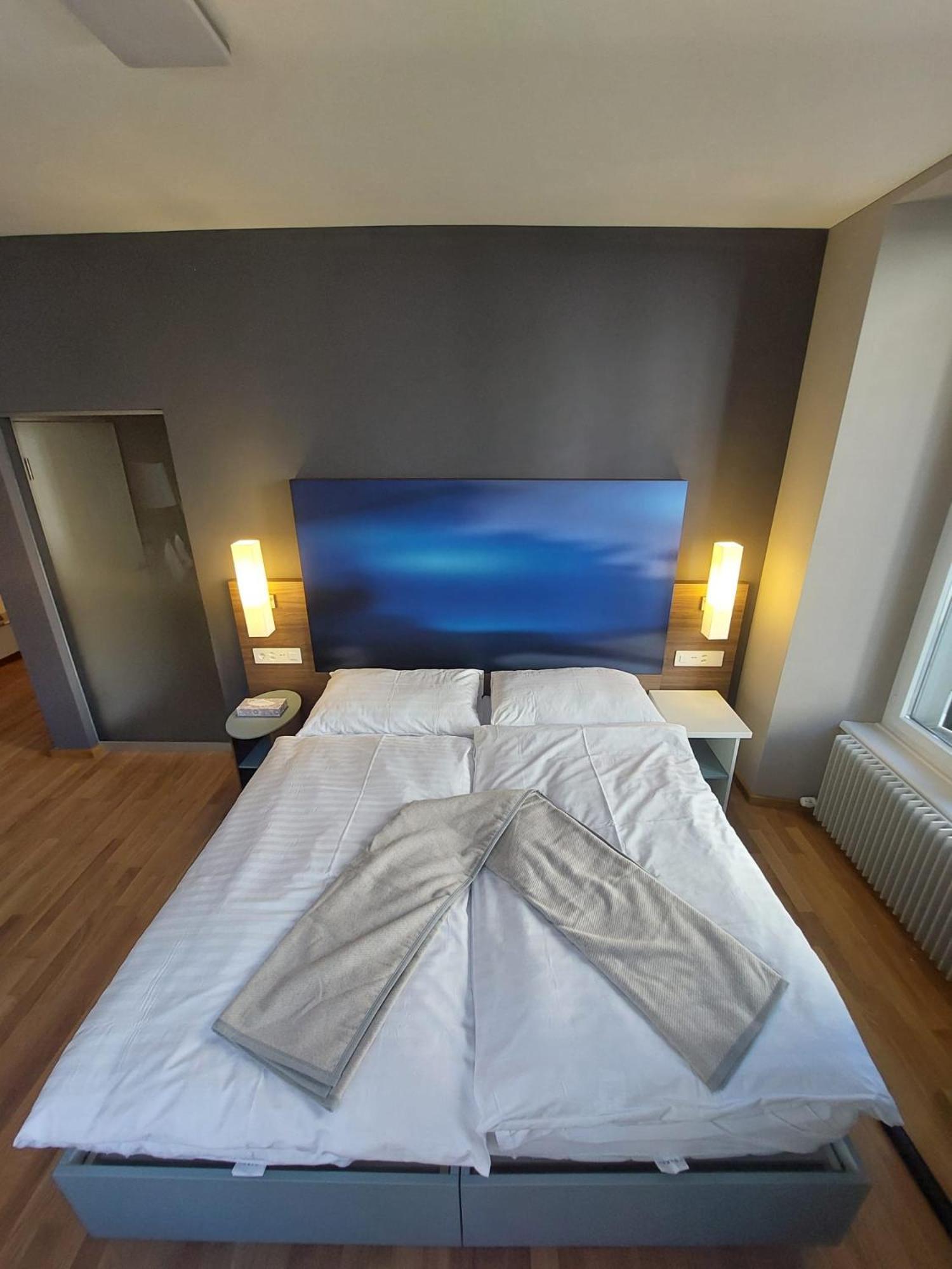 Hotel Post Glarnerhof グラールス エクステリア 写真