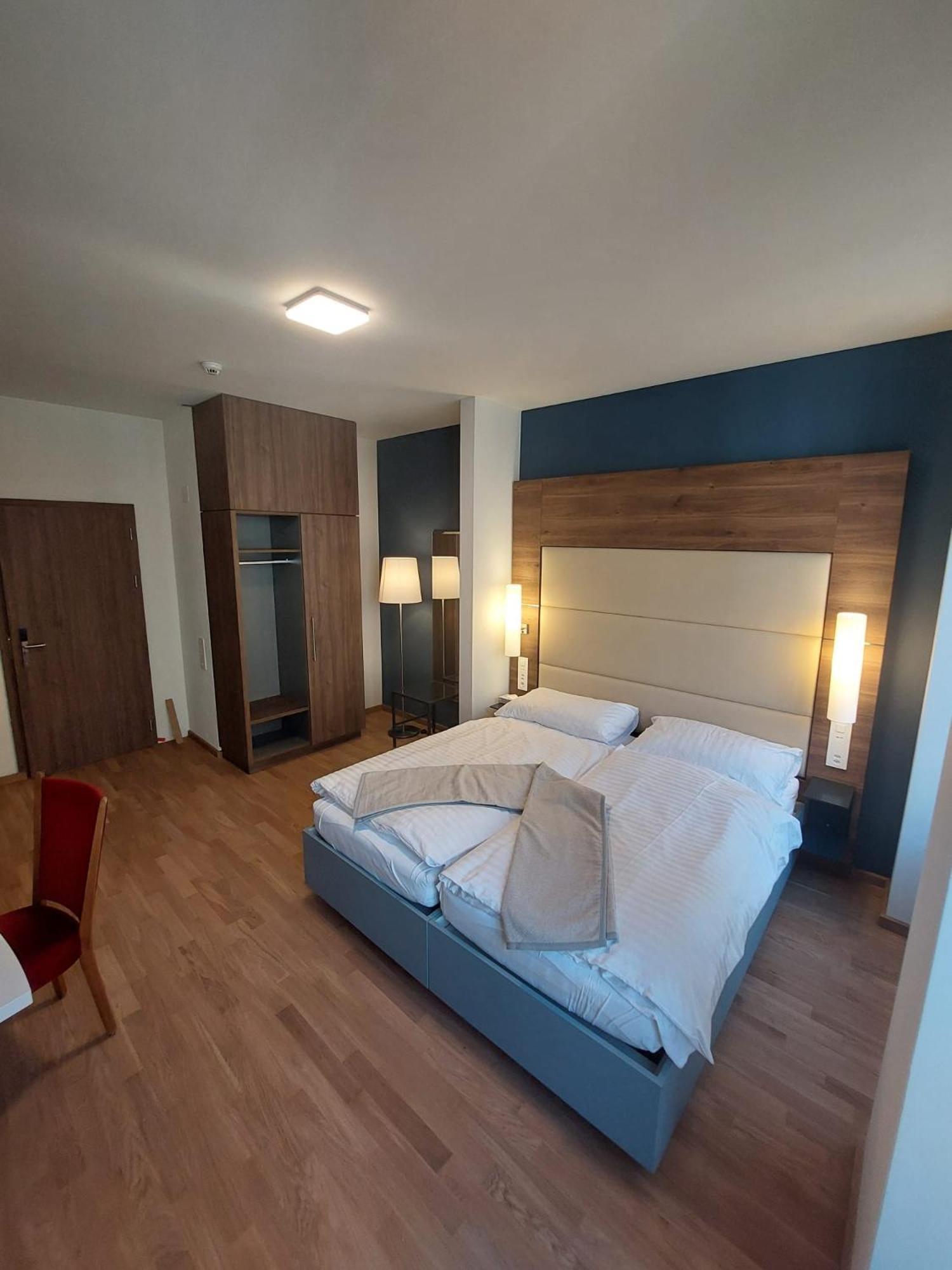 Hotel Post Glarnerhof グラールス エクステリア 写真
